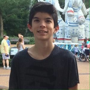 Meet your Posher, Thomas